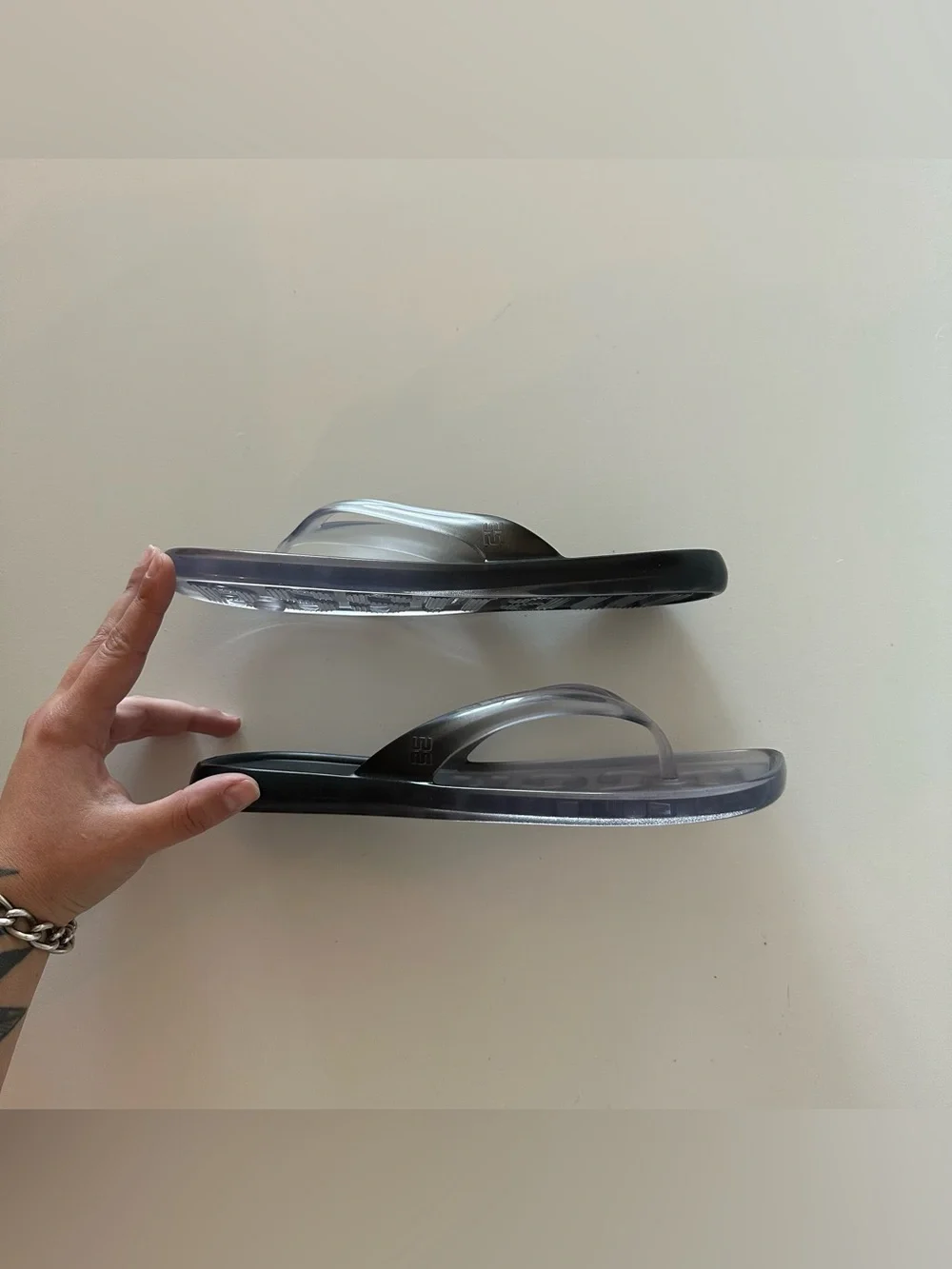 NEW Melissa Beachwear Flip Flops Thongs Sandals 9 Black Grey Transparent Clear